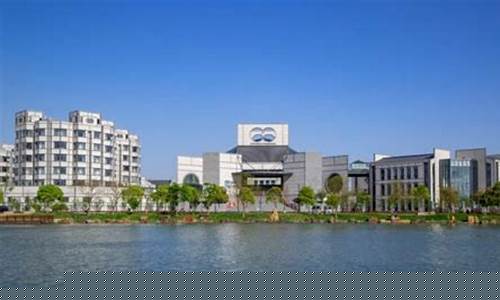 常熟世联学校实验室(常熟世联学校地址)